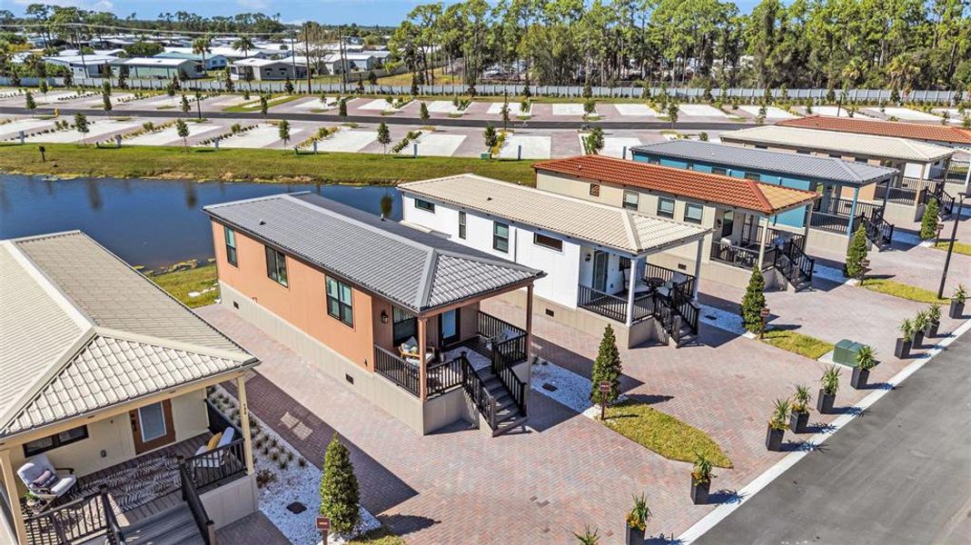 Community amenities in , North Port (Image 30).