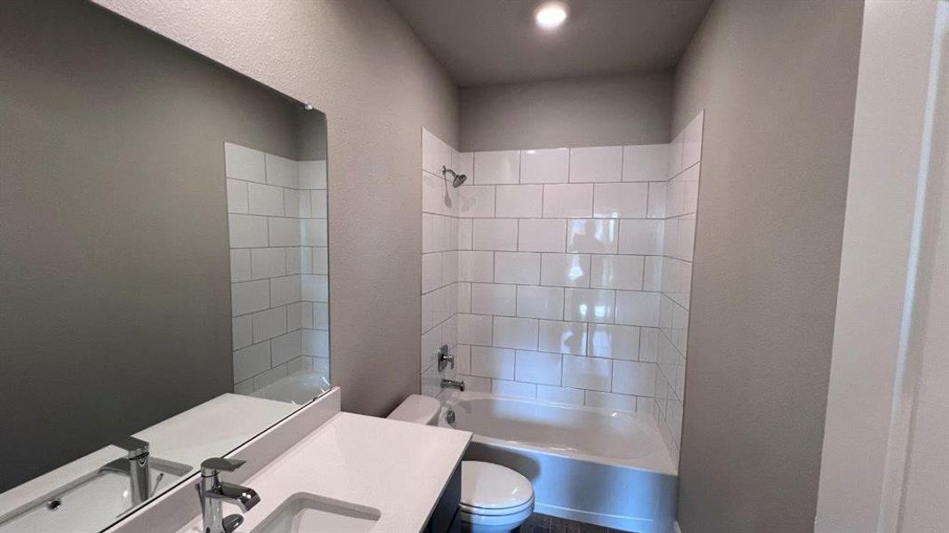 Furnished interior view inside a new home in Bluestem, Rhome (Image 9).