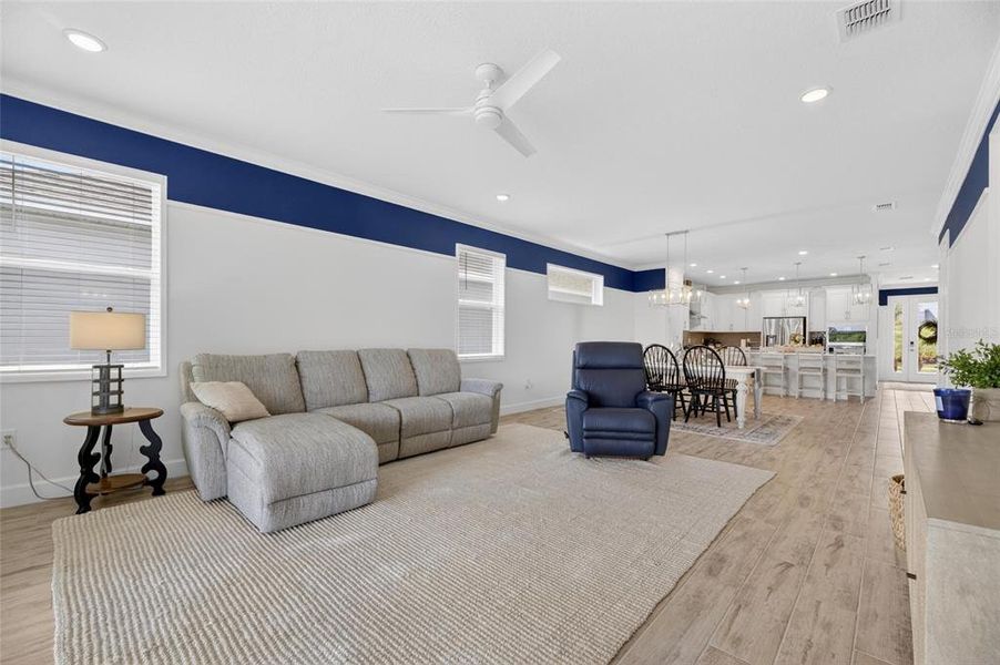 Furnished interior view inside a new home in , Apollo Beach (Image 47).