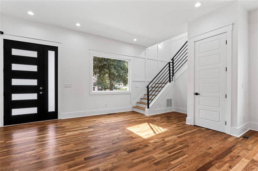 Spacious, unfurnished interior of a new home in , Atlanta (Image 24).