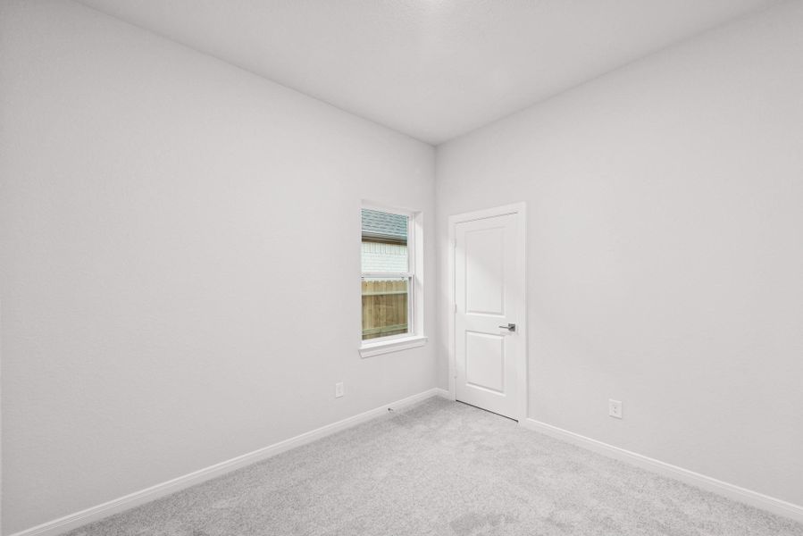 Spacious, unfurnished interior of a new home in The Grand Prairie 50’, Hockley (Image 10).