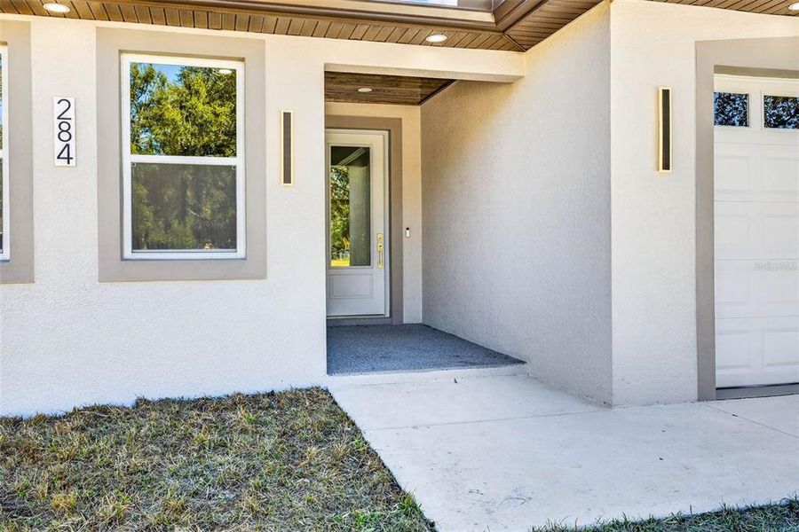 Exterior details and patio area of a home in , Masaryktown (Image 31).