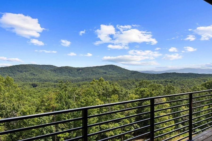 Natural landscape and outdoor views near in Morganton (Image 50). Natural landscape and outdoor views near in Morganton (Image 50).