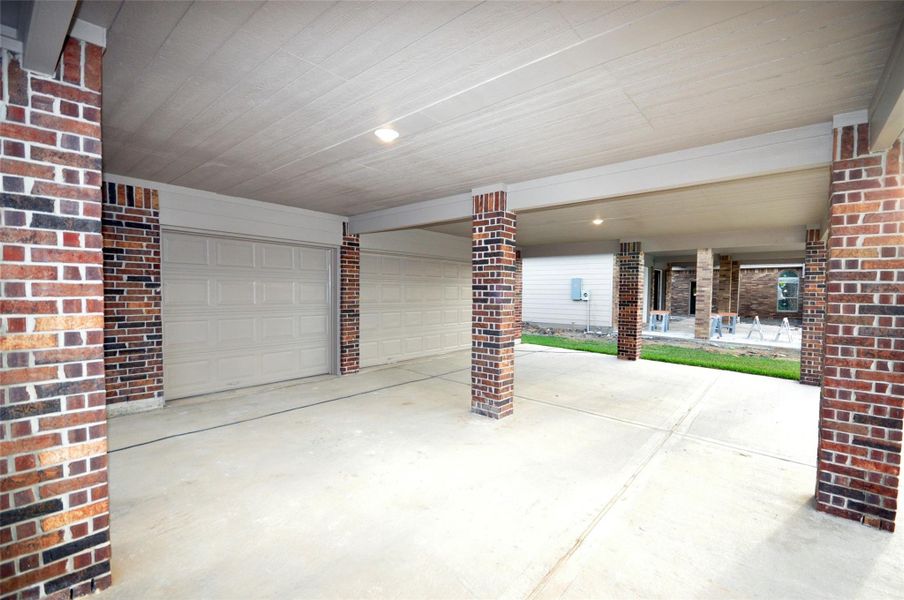 Exterior details and patio area of a home in Pedregal, League City (Image 4). Exterior details and patio area of a home in Pedregal, League City (Image 4).