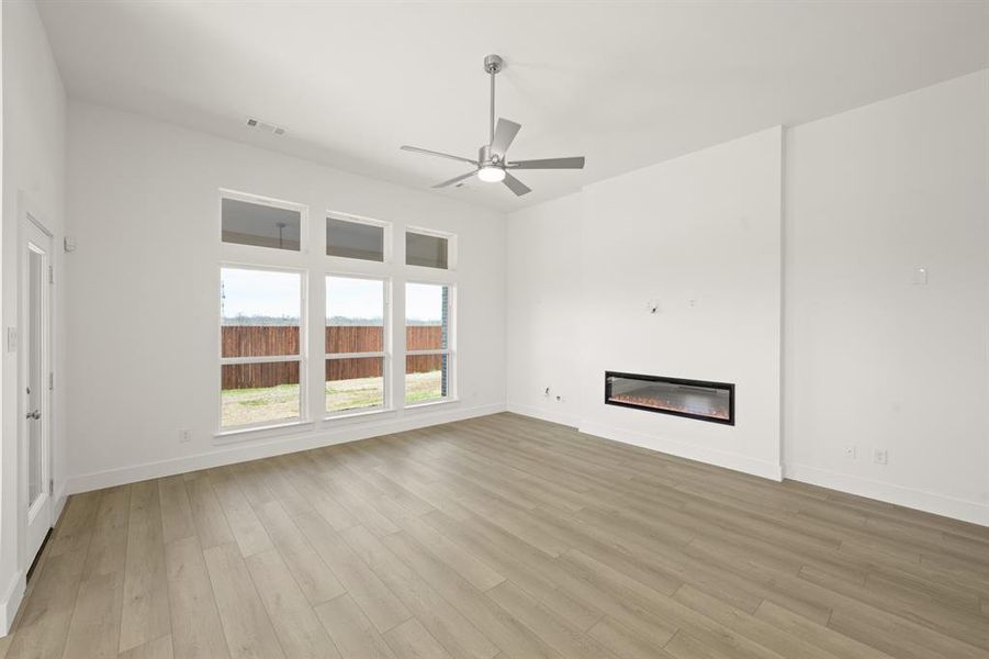 612 Ole Opry- Living Room-2