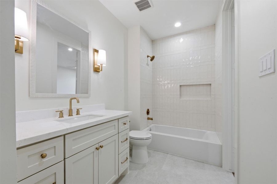 Furnished interior view inside a new home in , Houston (Image 35).