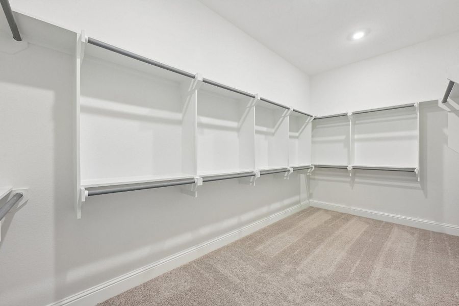 Spacious, unfurnished interior of a new home in Evergreen 70', Conroe (Image 20).