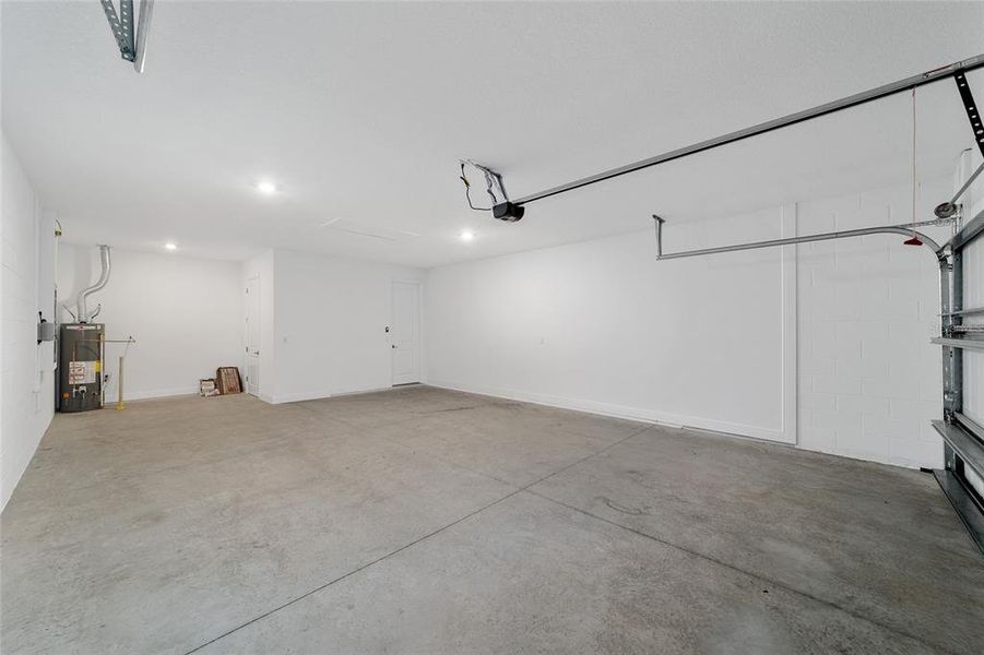 Spacious, unfurnished interior of a new home in On Top of the World Communities, Ocala (Image 37).