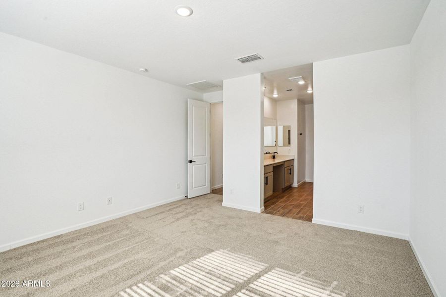 28-web-or-mls-E Rolling Prairie Ln-S1511