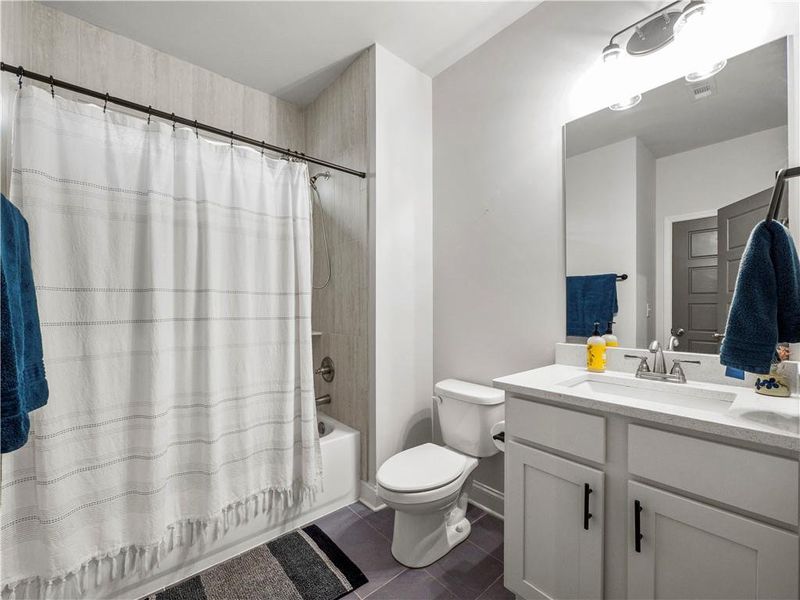 Furnished interior view inside a new home in , Hoschton (Image 7).