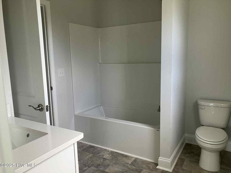 Image 26 of a home in Fairfield Harbour.