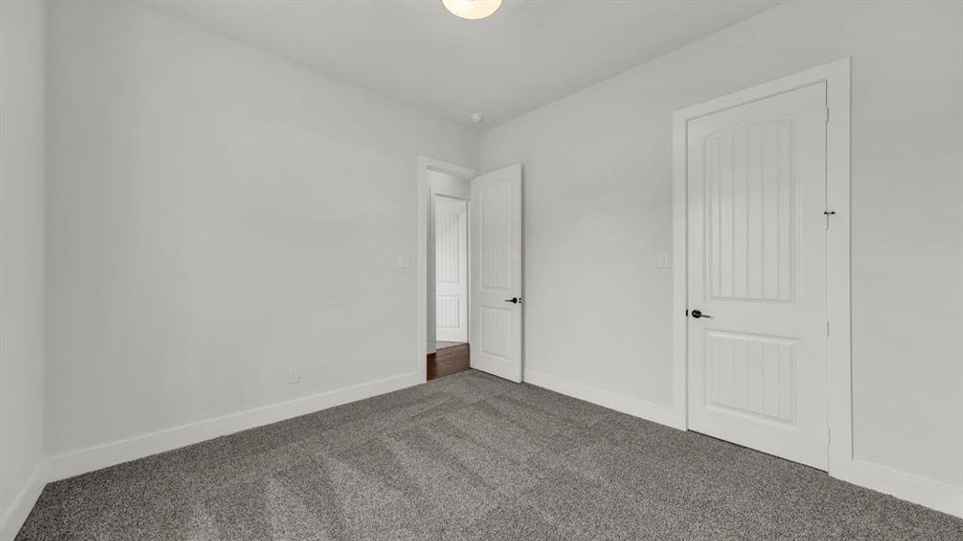 Spacious, unfurnished interior of a new home in Woodland Lakes, Weatherford (Image 22). Spacious, unfurnished interior of a new home in Woodland Lakes, Weatherford (Image 22).