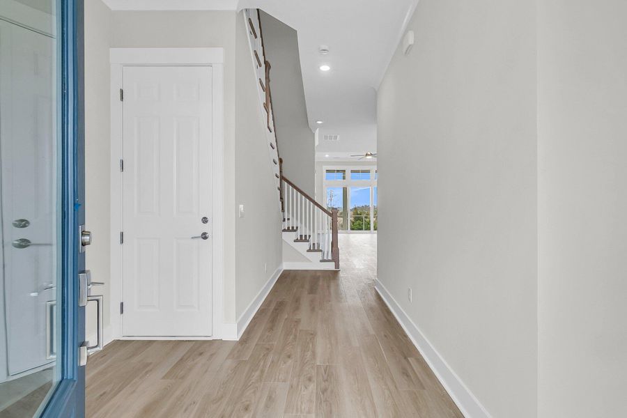 Spacious, unfurnished interior of a new home in , Mount Pleasant (Image 46).