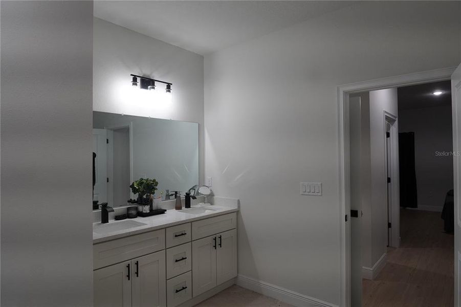 Furnished interior view inside a new home in , Ocala (Image 15).