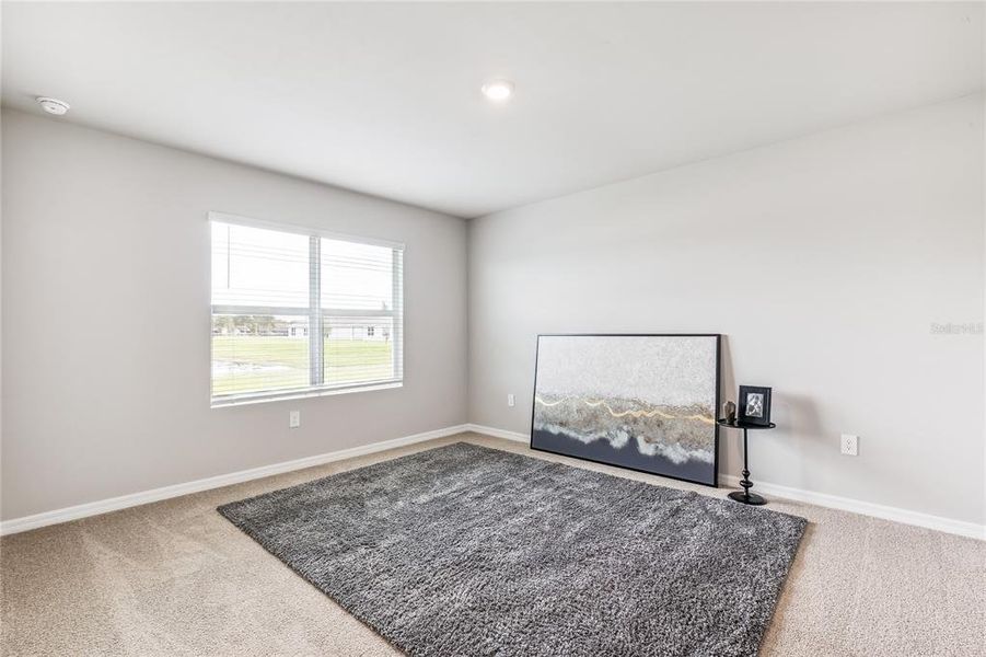 Spacious, unfurnished interior of a new home in , Punta Gorda (Image 19).