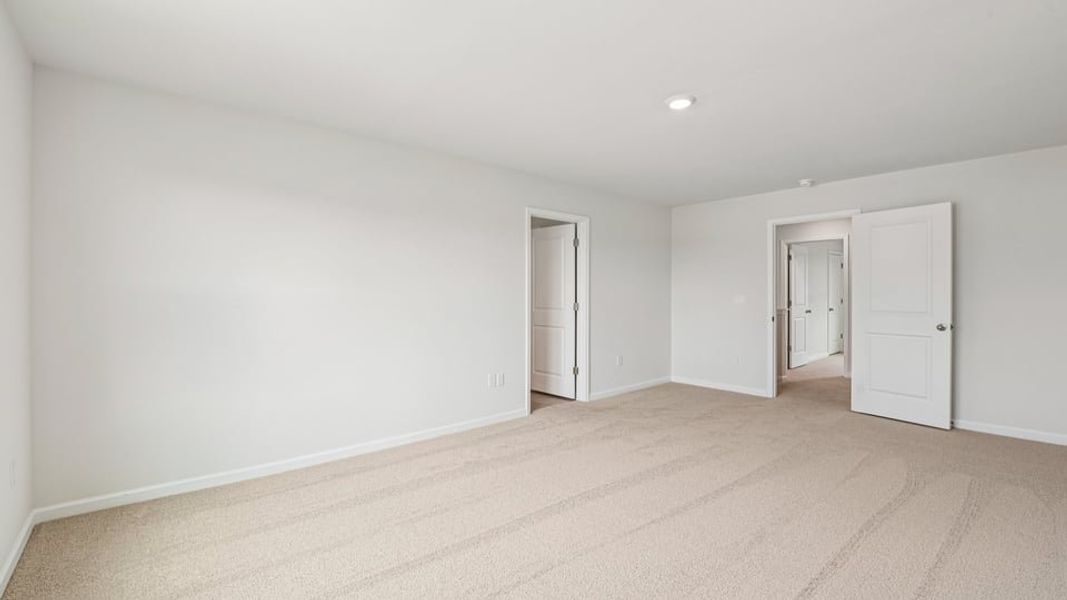 Spacious, unfurnished interior of a new home in Shahbain Reserve, Raeford (Image 17). Spacious, unfurnished interior of a new home in Shahbain Reserve, Raeford (Image 17).