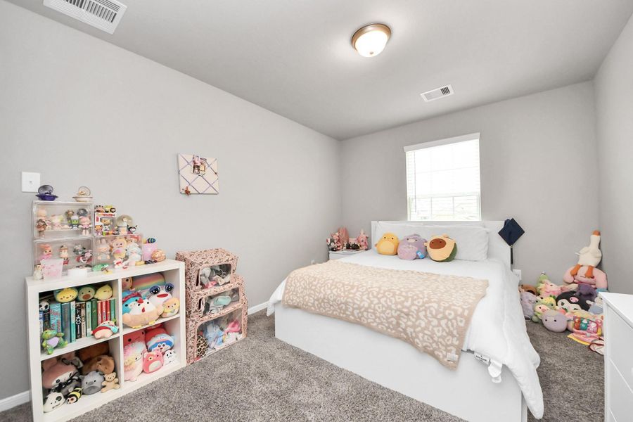 Furnished interior view inside a new home in Sierra Vista, Rosharon (Image 19).