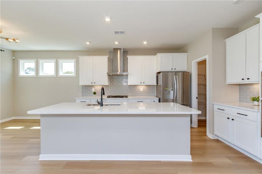 Furnished interior view inside a new home in Sweetbay Farm, Lawrenceville (Image 9).