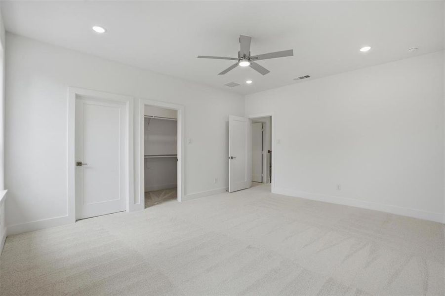 Spacious, unfurnished interior of a new home in , Dallas (Image 23). Spacious, unfurnished interior of a new home in , Dallas (Image 23).