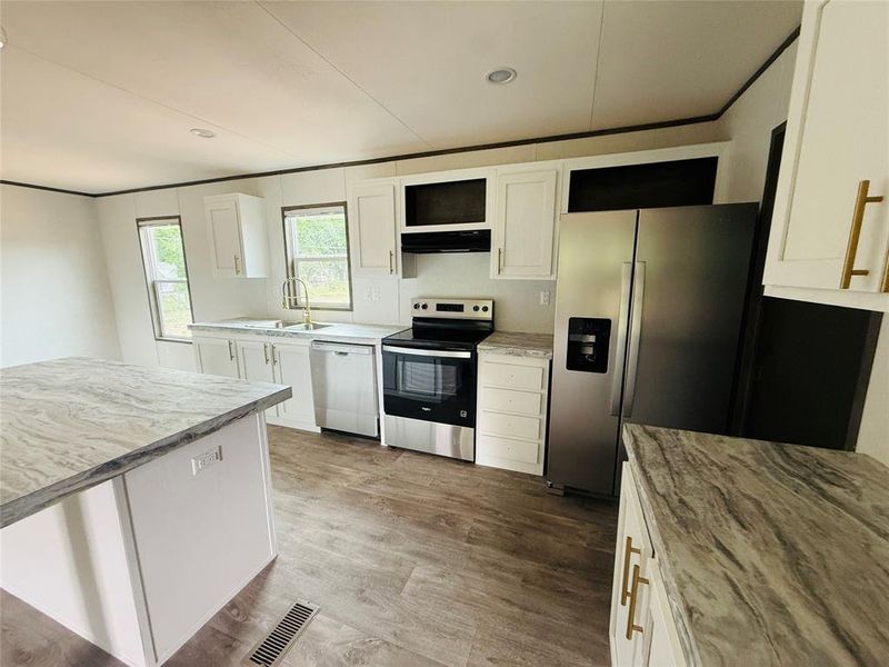 Furnished interior view inside a new home in , Granbury (Image 5).