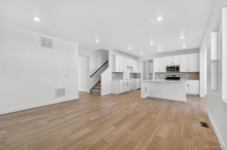 16507 W 92nd Place ~ Ready Now