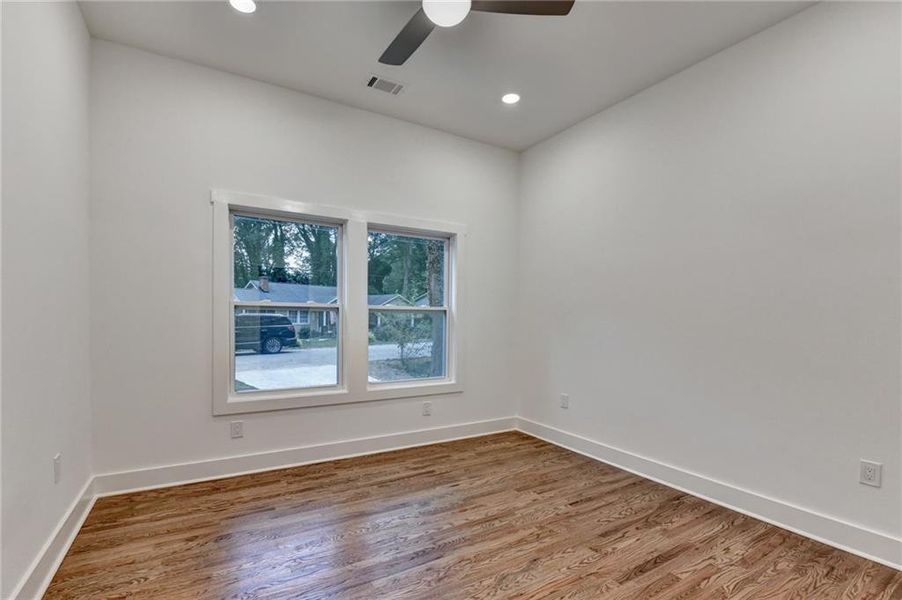 Spacious, unfurnished interior of a new home in , Atlanta (Image 22).