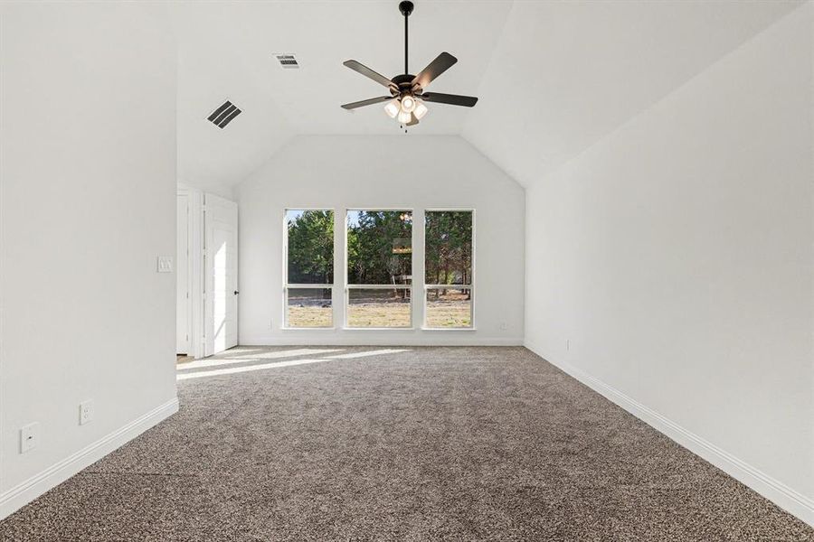 Spacious, unfurnished interior of a new home in Sagebrush Addition, Midlothian (Image 27).