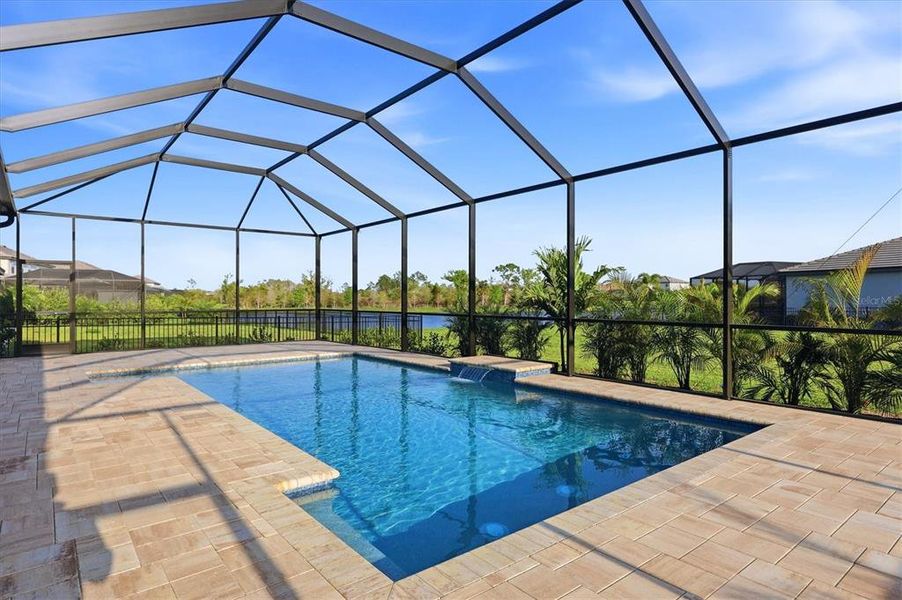 Exterior details and patio area of a home in , Bradenton (Image 23).