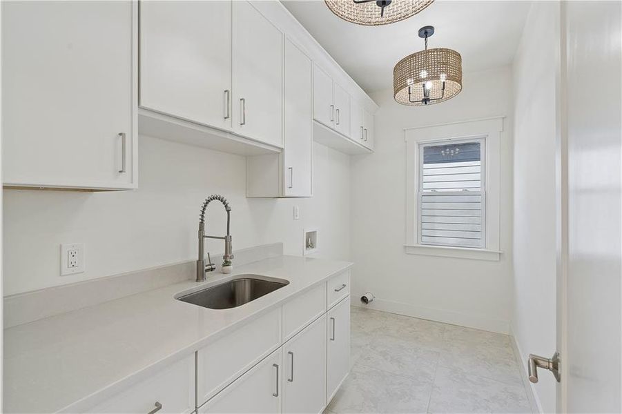 Furnished interior view inside a new home in , Atlanta (Image 29).