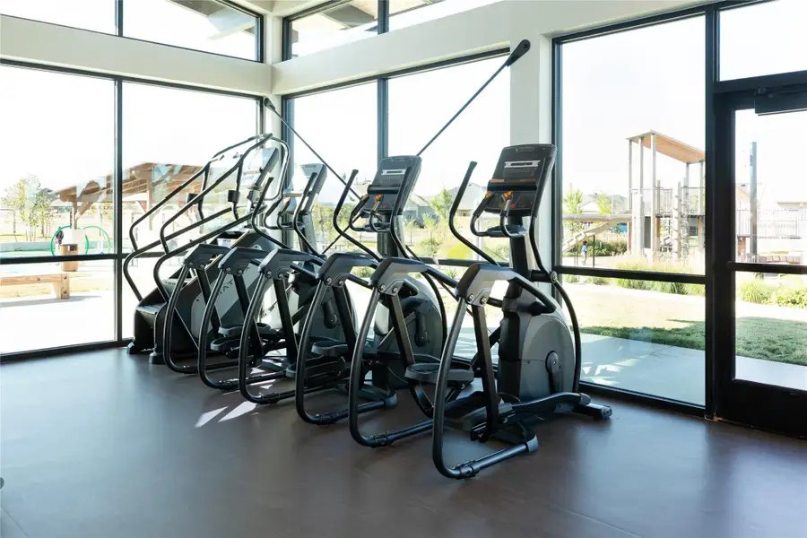 Community amenities in Cypress Green, Hockley (Image 34).