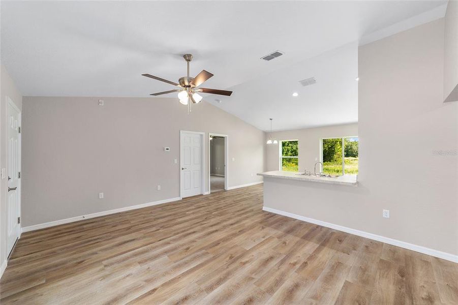 Spacious, unfurnished interior of a new home in , Dunnellon (Image 11). Spacious, unfurnished interior of a new home in , Dunnellon (Image 11).