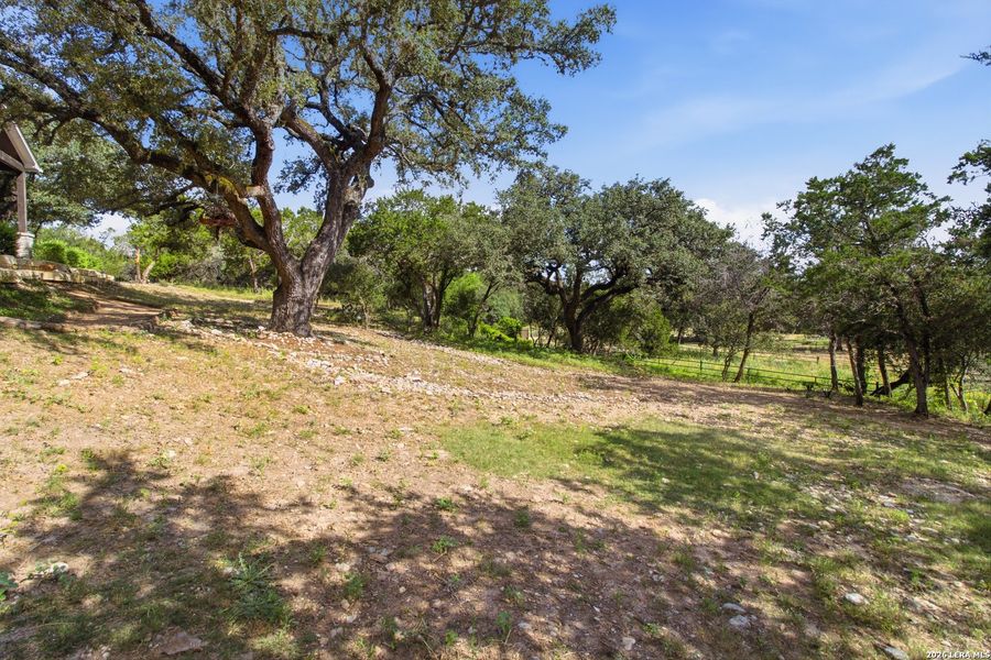 Natural landscape and outdoor views near in Bandera (Image 37). Natural landscape and outdoor views near in Bandera (Image 37).