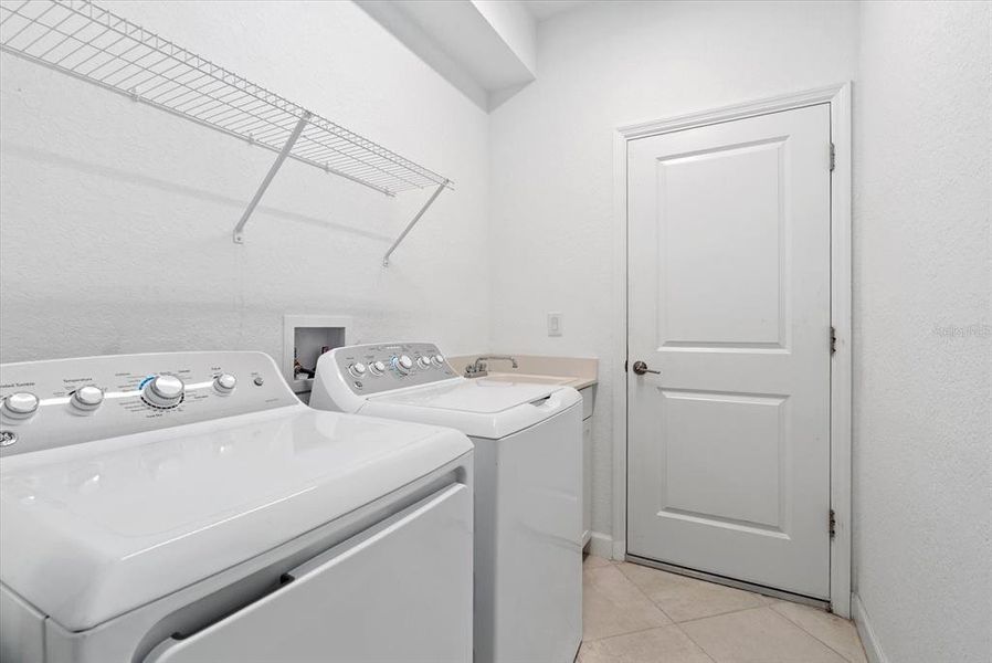 Close-up of interior finishes inside a home in , Englewood (Image 21).