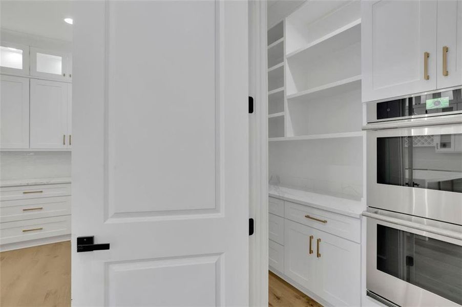 Furnished interior view inside a new home in , Bethlehem (Image 37).