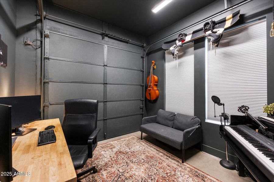 Man Cave / 3rd Garage Man Cave / 3rd Garage