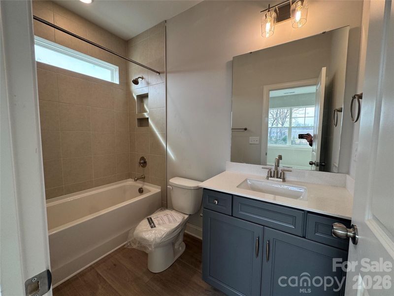 Furnished interior view inside a new home in Robinson Oaks, Gastonia (Image 8). Furnished interior view inside a new home in Robinson Oaks, Gastonia (Image 8).