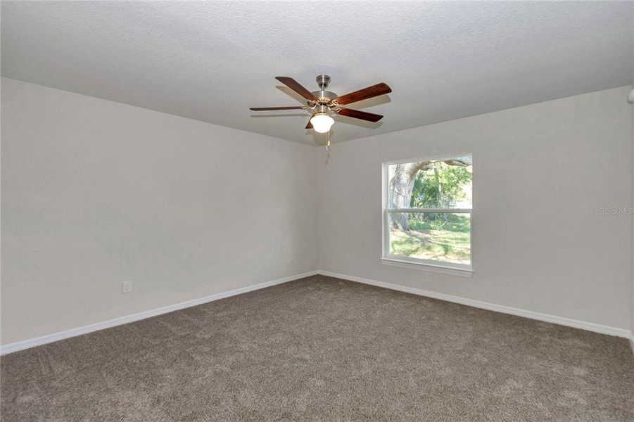 Spacious, unfurnished interior of a new home in , Summerfield (Image 30).