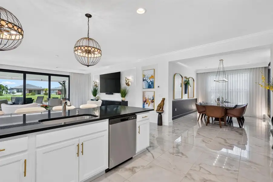 11777 SW Marine Way