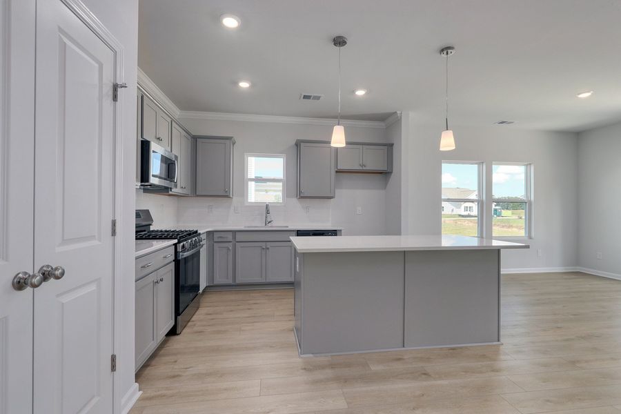 Image 28 of a home in Garden Grove. Image 28 of a home in Garden Grove.