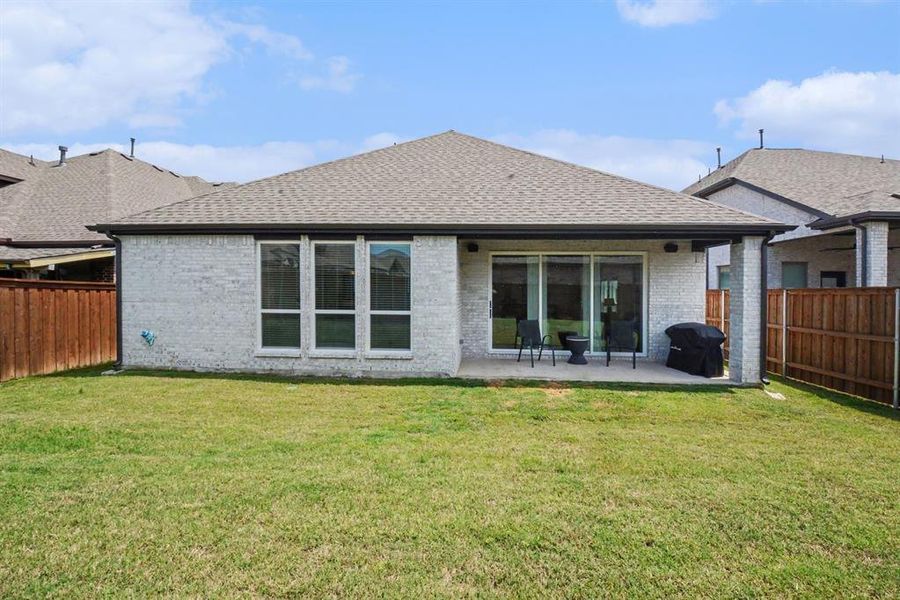 Exterior details and patio area of a home in , Forney (Image 3).