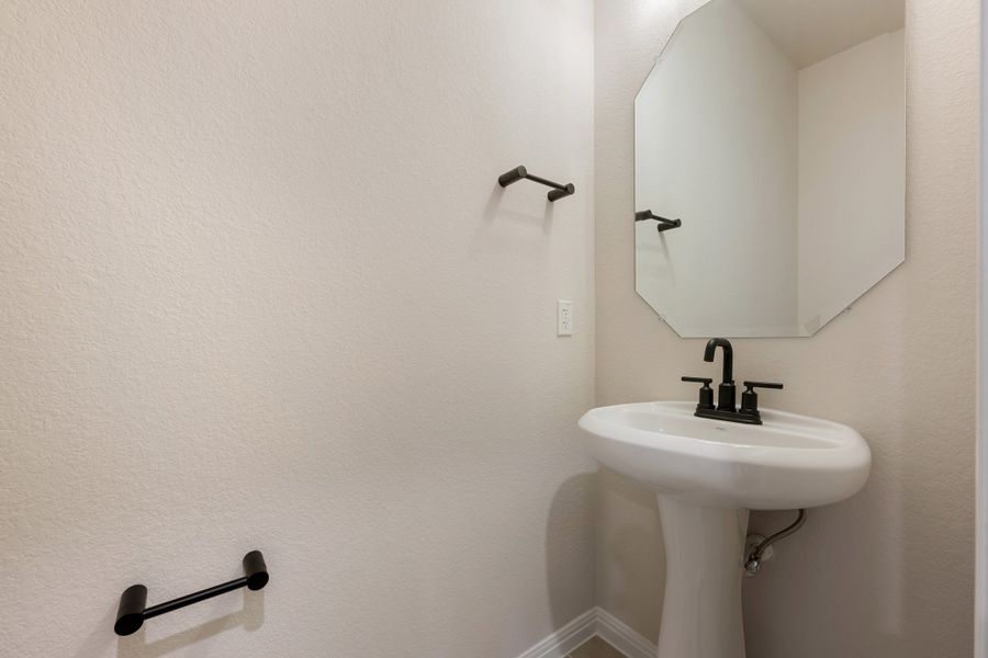 Representative interior finishes for a home built from the Robin by Ashton Woods in The Cottages at Lariat, Liberty Hill (Image 17). Representative interior finishes for a home built from the Robin by Ashton Woods in The Cottages at Lariat, Liberty Hill (Image 17).