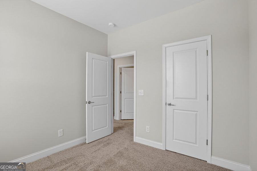 Spacious, unfurnished interior of a new home in Morning Creek Forest, South Fulton (Image 17).