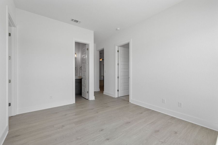 New Home in Liberty Hill, TX. - Slide 27 New Home in Liberty Hill, TX. - Slide 27