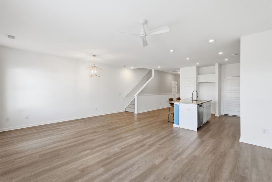 Spacious, unfurnished interior of a new home in , North Charleston (Image 23).