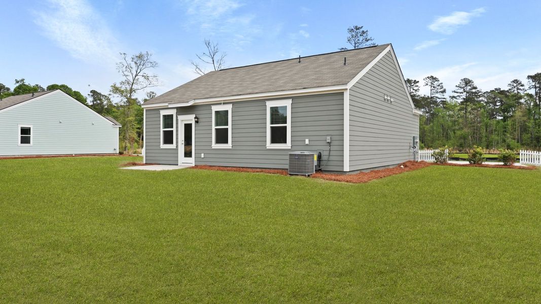 Exterior details and patio area of a home in North Shore, Summerton (Image 22).