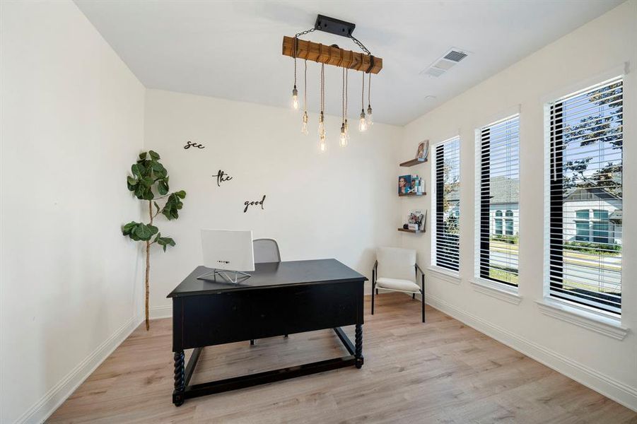 Furnished interior view inside a new home in , McKinney (Image 25). Furnished interior view inside a new home in , McKinney (Image 25).