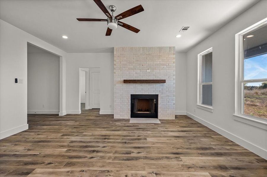 Spacious, unfurnished interior of a new home in Briar Branch Estates, Celeste (Image 22). Spacious, unfurnished interior of a new home in Briar Branch Estates, Celeste (Image 22).