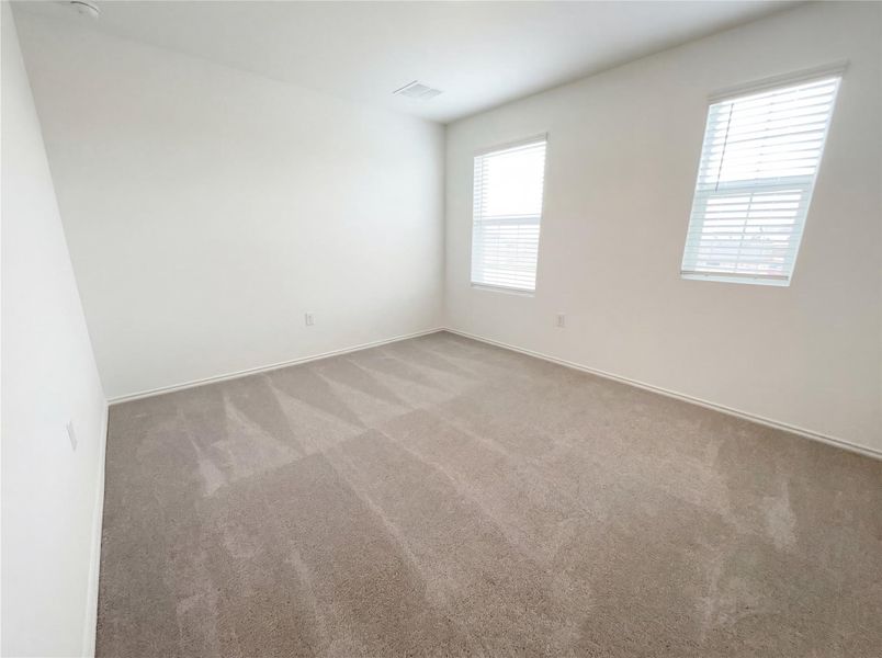 Spacious, unfurnished interior of a new home in Cotton Brook, Hutto (Image 13).