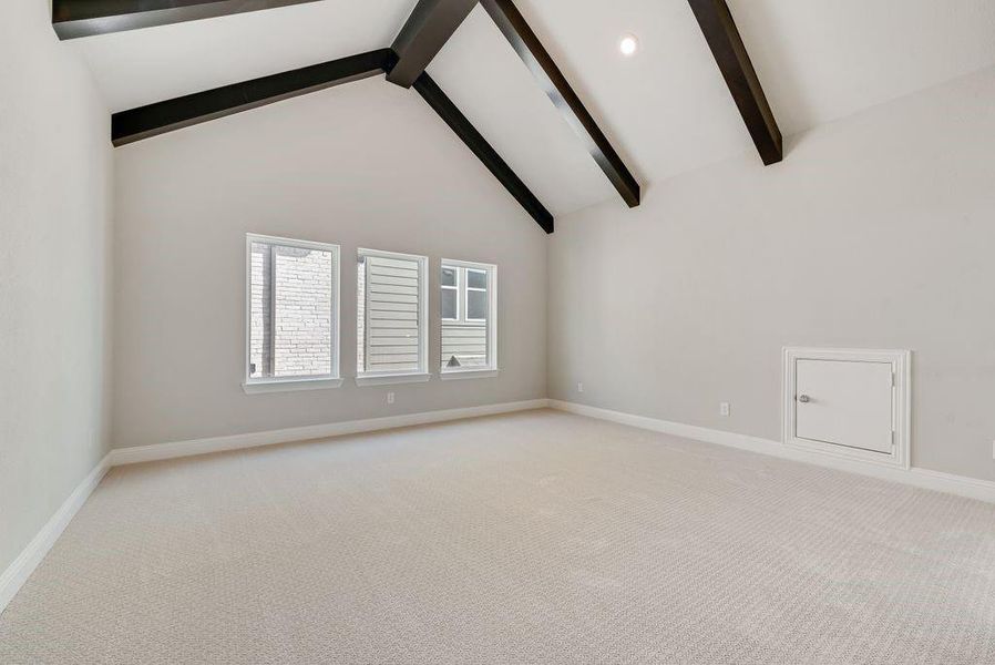 Spacious, unfurnished interior of a new home in Monterra, Fate (Image 35).