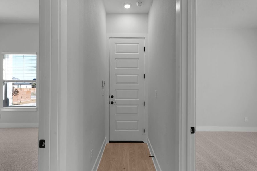 Spacious, unfurnished interior of a new home in Broken Oak, Georgetown (Image 76).